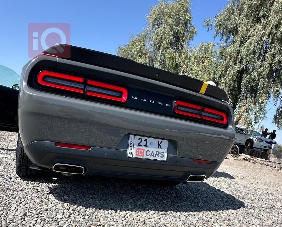 Dodge Challenger